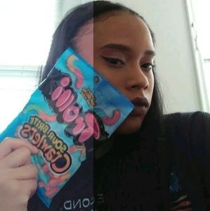 Meet your Posher, Angie